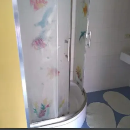 Kaszmirowy Hostal Varsovia