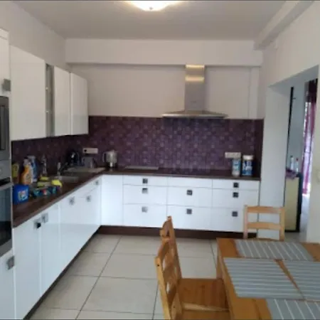 Kaszmirowy Varšava